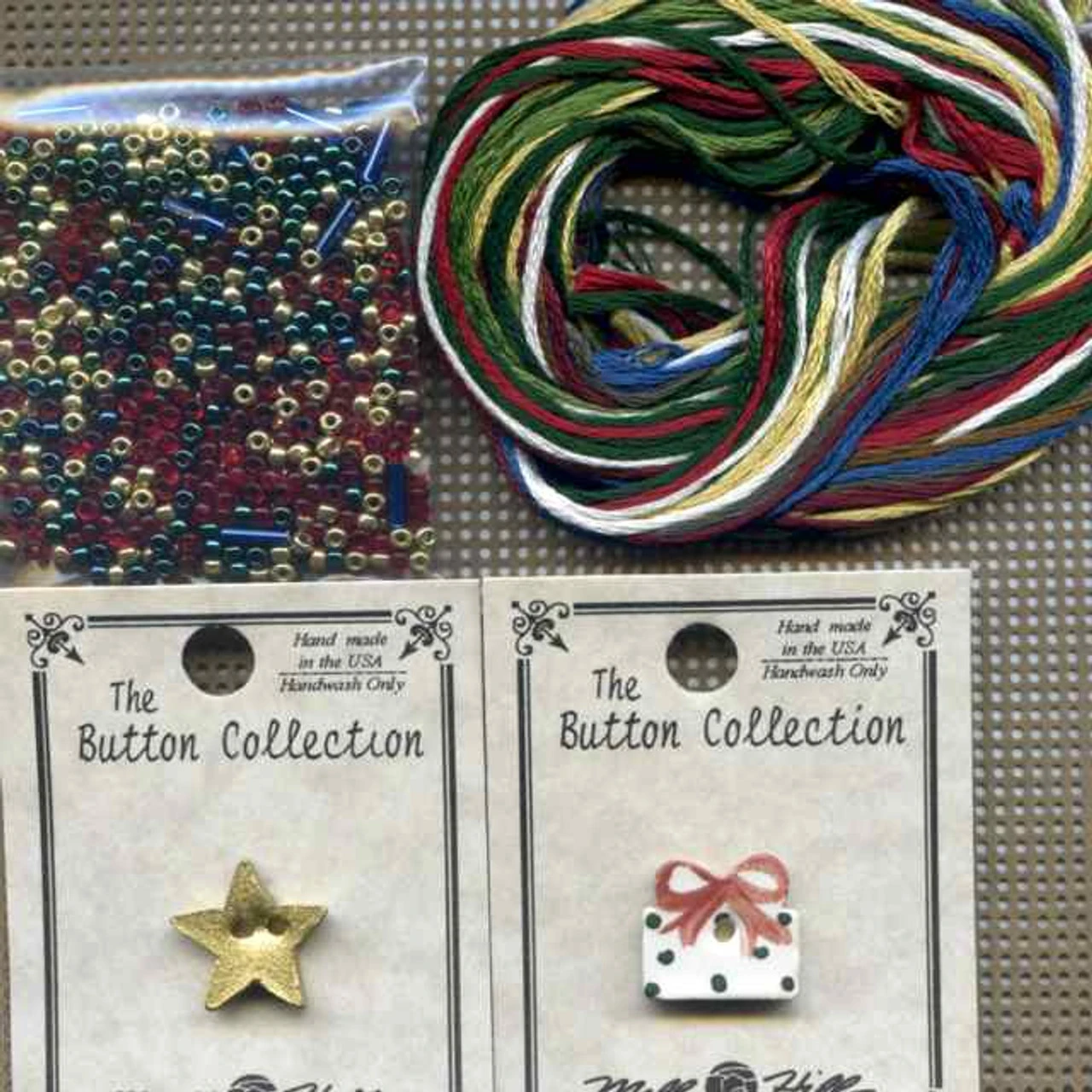 Holiday Greetings Bead Cross Stitch Kit Mill Hill 2000 Buttons & Beads 6 Holiday Greetings Bead Cross Stitch Kit Mill Hill 2000 Buttons & Beads - Image 4
