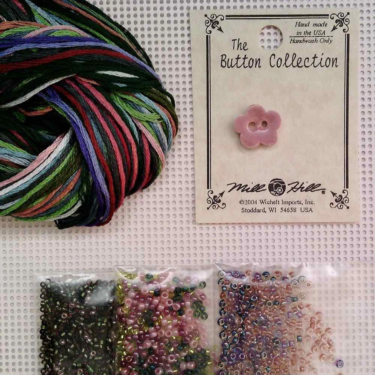 Tropical Hideaway Cross Stitch Kit Mill Hill 2007 Buttons & Beads Spring MH147103 6 Tropical Hideaway Cross Stitch Kit Mill Hill 2007 Buttons & Beads Spring MH147103 - Image 4