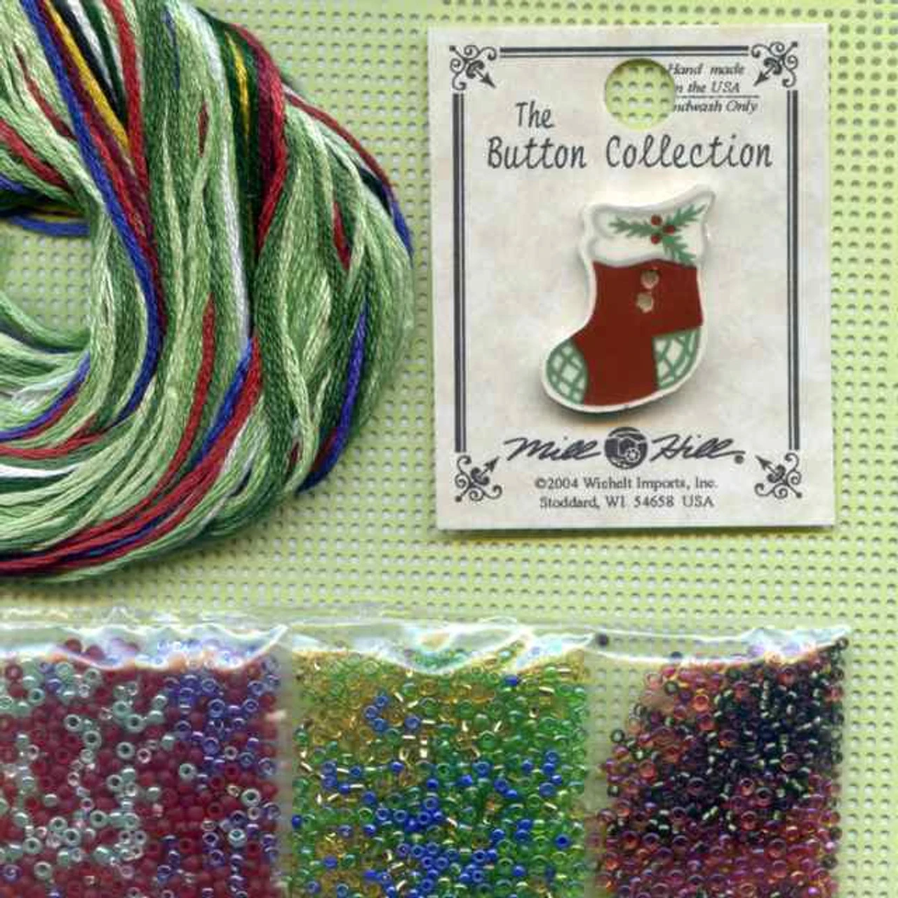 Deck The Hall Cross Stitch Kit Mill Hill 2008 Buttons & Beads Winter 6 Deck The Hall Cross Stitch Kit Mill Hill 2008 Buttons & Beads Winter - Image 4