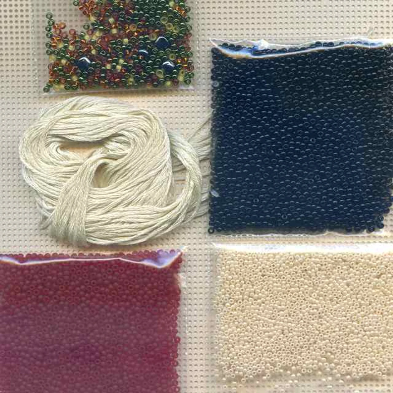 Poppy Field Beaded Tassel Two Ornaments Kit Mill Hill 2013 Autumn 5 Poppy Field Beaded Tassel Two Ornaments Kit Mill Hill 2013 Autumn - Image 3